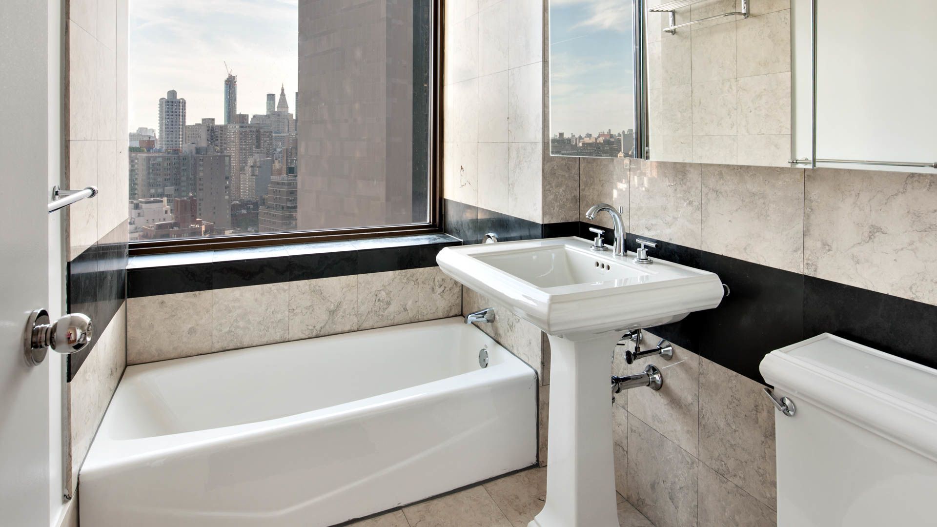 300 East 39th Street