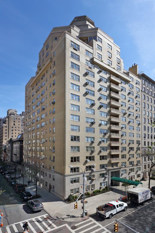 945 Fifth Avenue