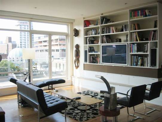 19 Saint Marks Place