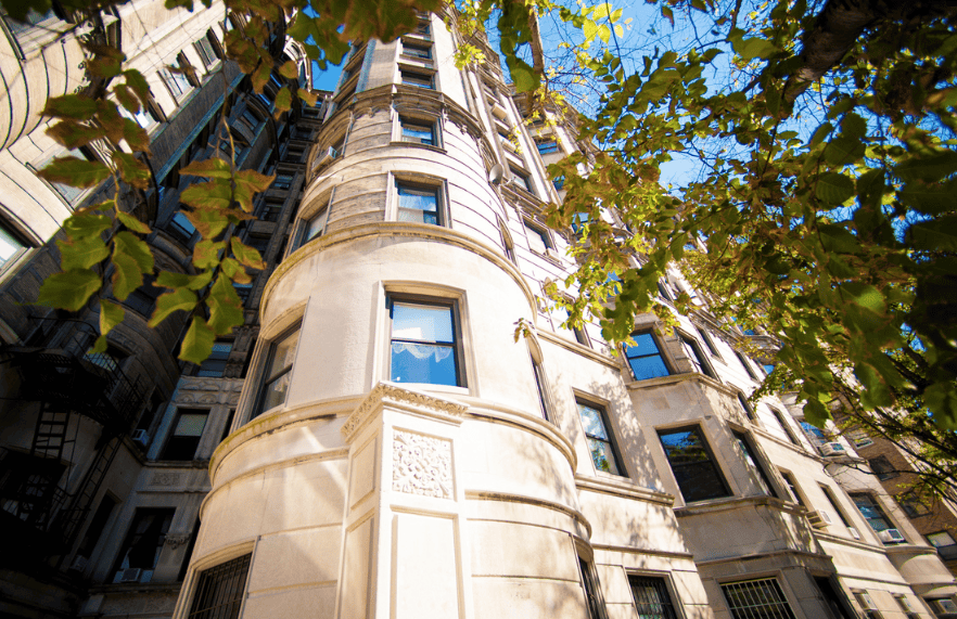 125 Riverside Drive