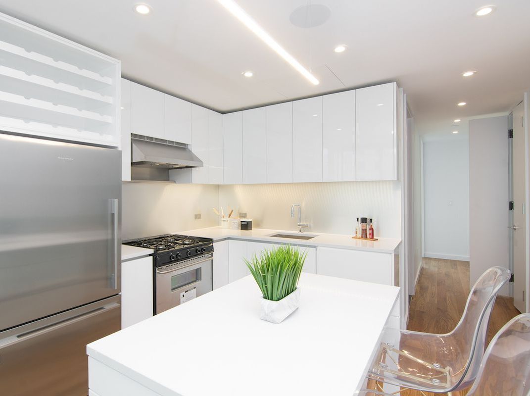 430 Albee Square
