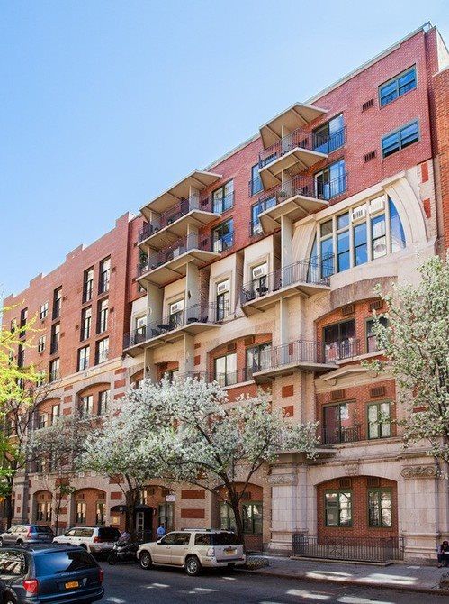 210-220 East 22nd Street