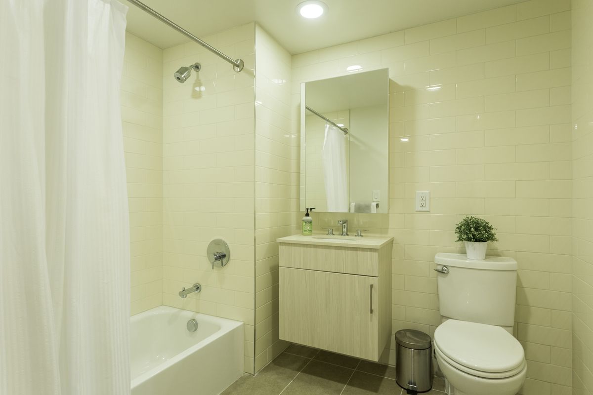 Astoria Central