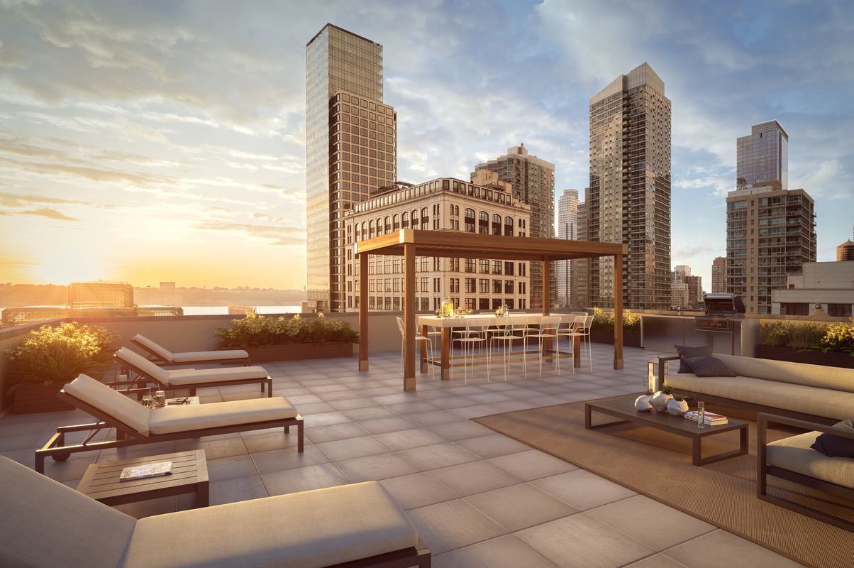 445 West 35th Street