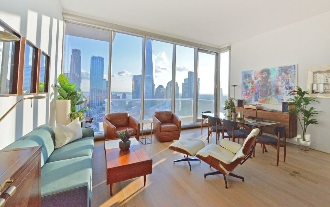 56 Leonard