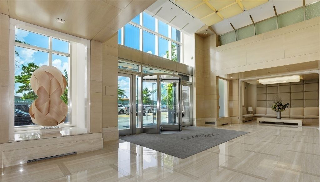 Trump Place 120