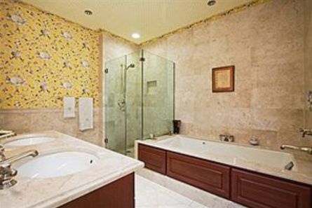 The Beekman Regent
