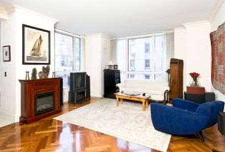 The Beekman Regent