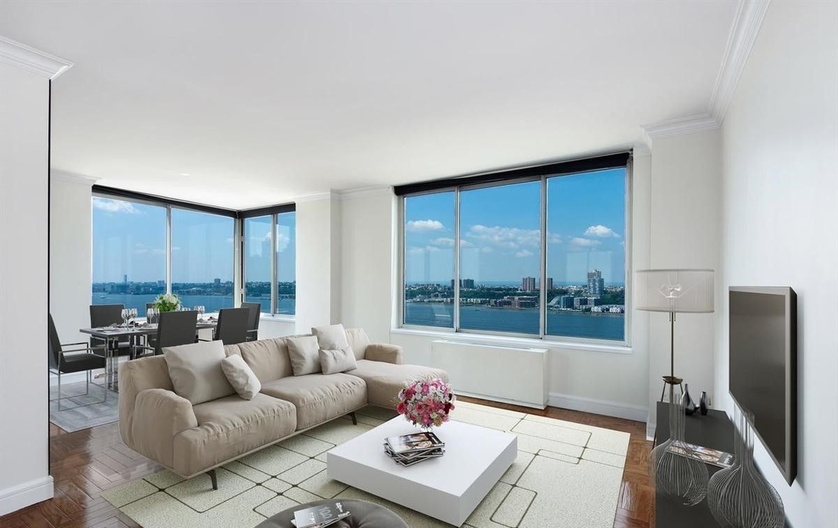 200 Riverside Boulevard