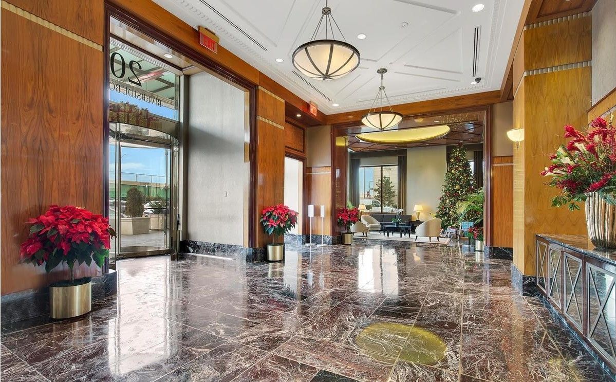 200 Riverside Boulevard