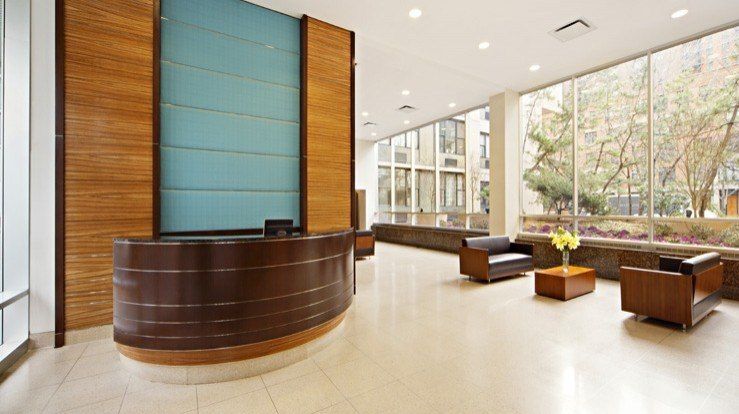 100 Gateway Plaza