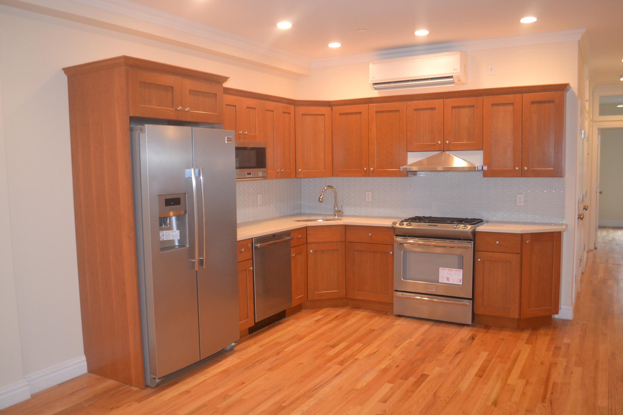 105-107 Saint Marks Place