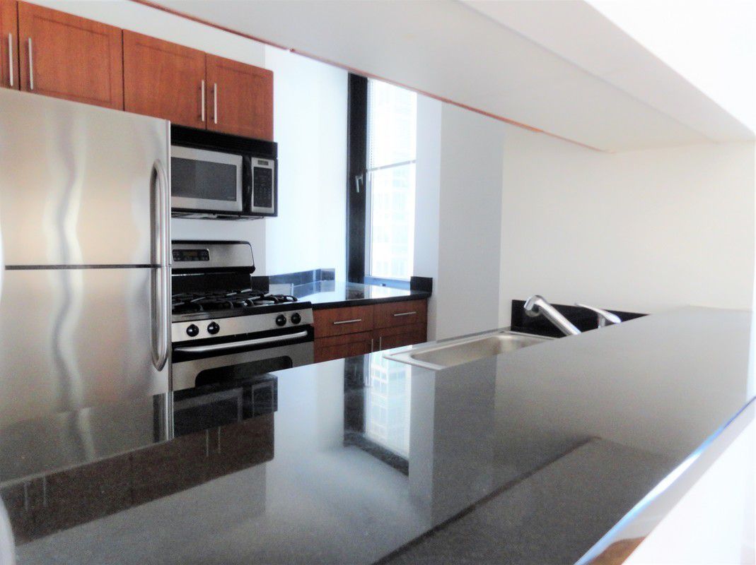 100 Maiden Lane
