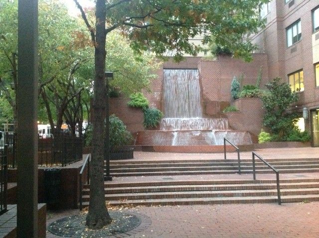 Normandie Court