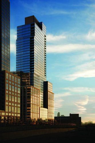 60 Riverside Boulevard