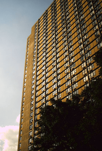 385 South End Avenue