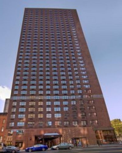 200 East 72nd Street
